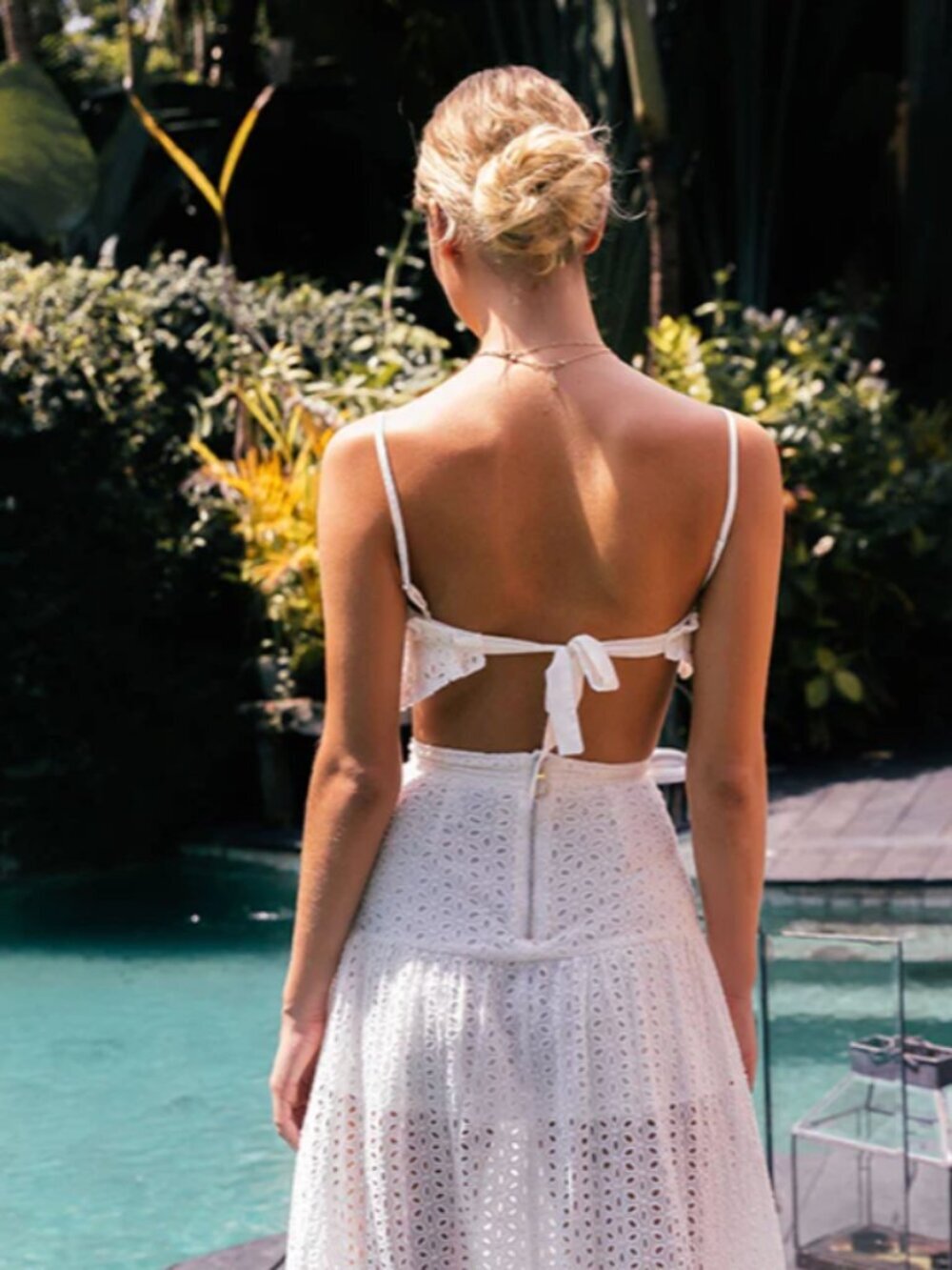 HELLO MOLLY LA On My Mind Crop White Eyelet Tank Top 4 / S - Picture 2 of 8